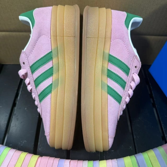 Adidas women's sneakers - Picture 6 of 9